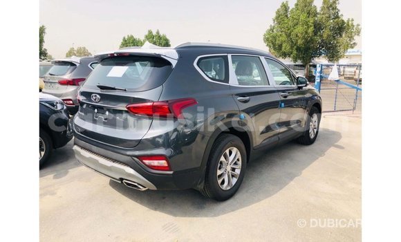 Tenga Imported Hyundai Santa Fe Girinhi Mota in Import - Dubai in Harare Tenga Imported Hyundai Santa Fe Girinhi Mota in Import - Dubai in Harare