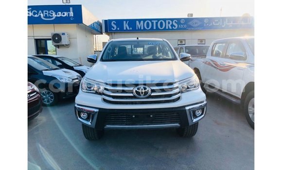 Buy Import Toyota Hilux White Car in Import - Dubai in Harare Buy Import Toyota Hilux White Car in Import - Dubai in Harare