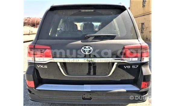 Acheter Import Voiture Toyota Land Cruiser Noir à Import - Dubai, Harare Acheter Import Voiture Toyota Land Cruiser Noir à Import - Dubai, Harare