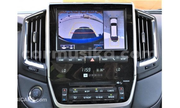 Acheter Import Voiture Toyota Land Cruiser Noir à Import - Dubai, Harare Acheter Import Voiture Toyota Land Cruiser Noir à Import - Dubai, Harare