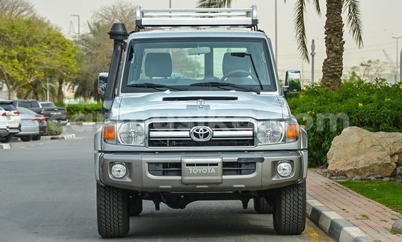 Tenga Imported Toyota Land Cruiser Zvimwe Mota in Import - Dubai in Harare Tenga Imported Toyota Land Cruiser Zvimwe Mota in Import - Dubai in Harare