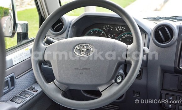 Acheter Import Voiture Toyota Land Cruiser Autre à Import - Dubai, Harare Acheter Import Voiture Toyota Land Cruiser Autre à Import - Dubai, Harare