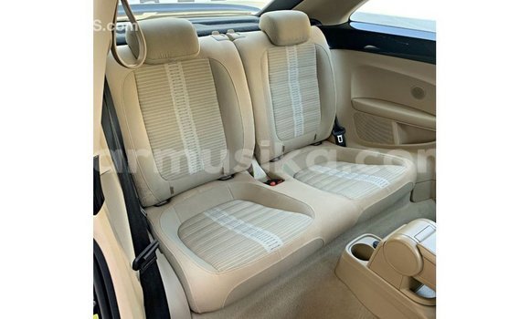 Acheter Import Voiture Volkswagen Beetle Noir à Import - Dubai, Harare Acheter Import Voiture Volkswagen Beetle Noir à Import - Dubai, Harare