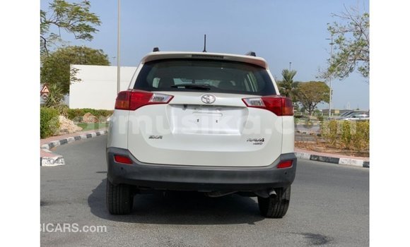 Buy Import Toyota HiAce White Truck in Import - Dubai in Harare Buy Import Toyota HiAce White Truck in Import - Dubai in Harare