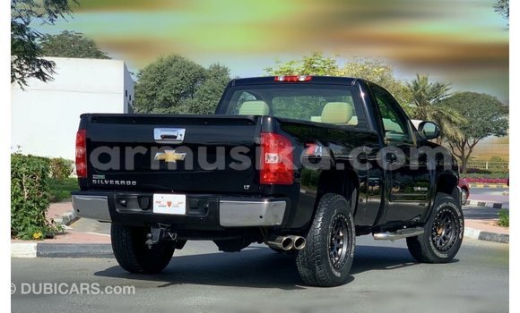 Buy Import Chevrolet Silverado Black Car in Import - Dubai in Harare Buy Import Chevrolet Silverado Black Car in Import - Dubai in Harare