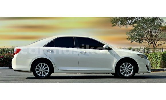 Buy Import Toyota Camry White Car in Import - Dubai in Harare Buy Import Toyota Camry White Car in Import - Dubai in Harare