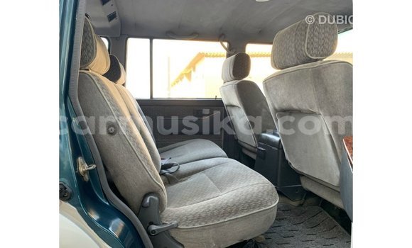 Acheter Import Voiture Nissan Patrol Bleu à Import - Dubai, Harare Acheter Import Voiture Nissan Patrol Bleu à Import - Dubai, Harare