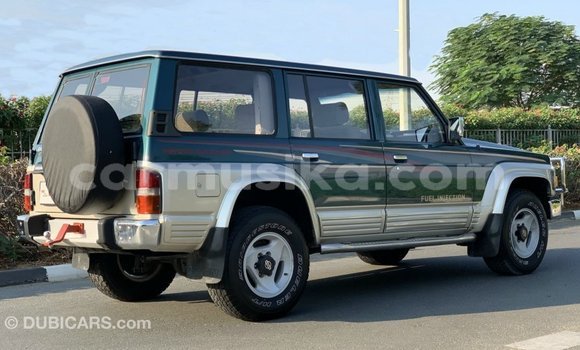 Acheter Import Voiture Nissan Patrol Bleu à Import - Dubai, Harare Acheter Import Voiture Nissan Patrol Bleu à Import - Dubai, Harare