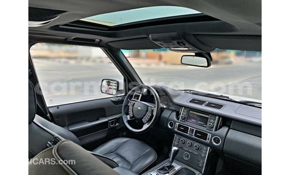 Buy Import Land Rover Range Rover White Car in Import - Dubai in Harare Buy Import Land Rover Range Rover White Car in Import - Dubai in Harare