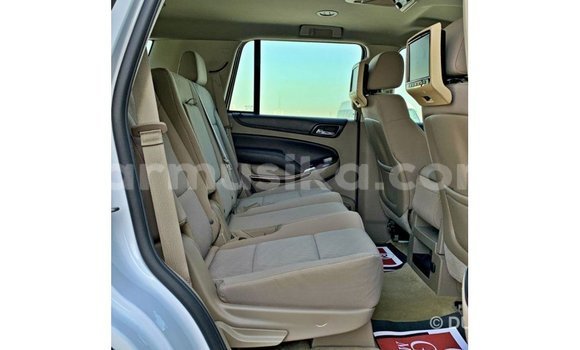 Buy Import Chevrolet Tahoe White Car in Import - Dubai in Harare Buy Import Chevrolet Tahoe White Car in Import - Dubai in Harare