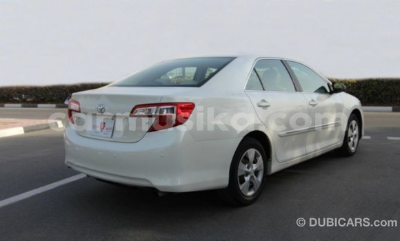 Tenga Imported Toyota Camry Chena Mota in Import - Dubai in Harare Tenga Imported Toyota Camry Chena Mota in Import - Dubai in Harare