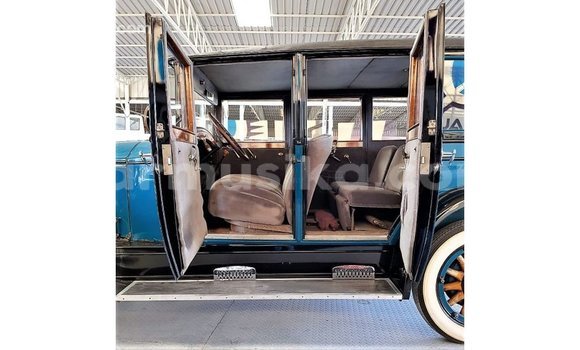 Tenga Imported Buick Electra Bhuruu Mota in Import - Dubai in Harare Tenga Imported Buick Electra Bhuruu Mota in Import - Dubai in Harare