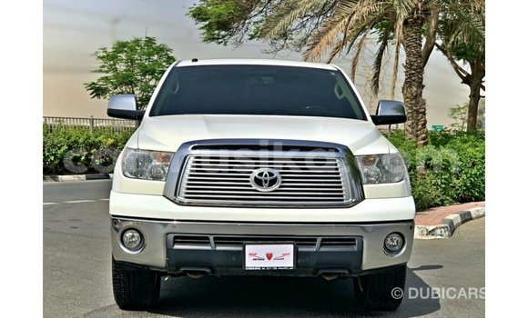 Buy Import Toyota Tundra White Car in Import - Dubai in Harare Buy Import Toyota Tundra White Car in Import - Dubai in Harare