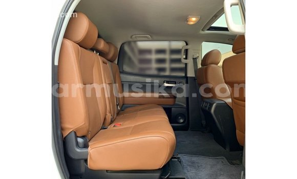 Buy Import Toyota Tundra White Car in Import - Dubai in Harare Buy Import Toyota Tundra White Car in Import - Dubai in Harare