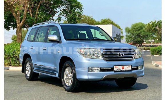 Buy Import Toyota Land Cruiser Blue Car in Import - Dubai in Harare