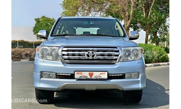 Acheter Import Voiture Toyota Land Cruiser Bleu à Import - Dubai, Harare Acheter Import Voiture Toyota Land Cruiser Bleu à Import - Dubai, Harare
