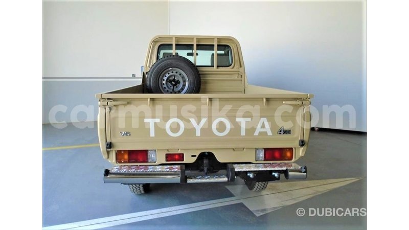 Big with watermark toyota land cruiser harare import dubai 16365