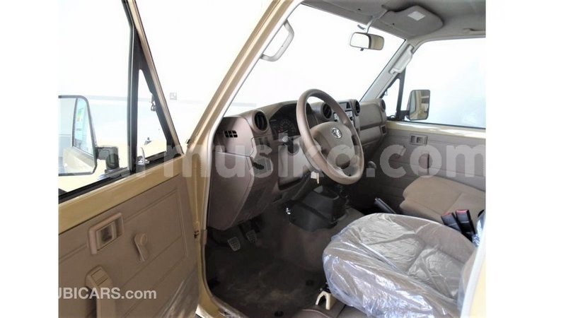 Big with watermark toyota land cruiser harare import dubai 16365