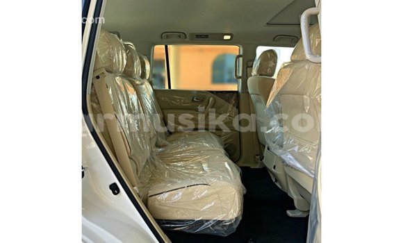 Tenga Imported Nissan Patrol Chena Mota in Import - Dubai in Harare Tenga Imported Nissan Patrol Chena Mota in Import - Dubai in Harare
