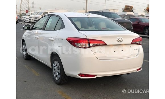Acheter Import Utilitaire Toyota DA Blanc à Import - Dubai, Harare Acheter Import Utilitaire Toyota DA Blanc à Import - Dubai, Harare