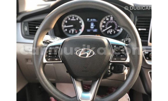 Tenga Imported Hyundai Sonata Nhema Mota in Import - Dubai in Harare Tenga Imported Hyundai Sonata Nhema Mota in Import - Dubai in Harare