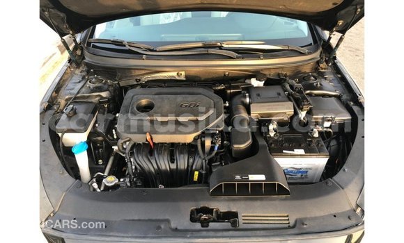 Tenga Imported Hyundai Sonata Nhema Mota in Import - Dubai in Harare Tenga Imported Hyundai Sonata Nhema Mota in Import - Dubai in Harare