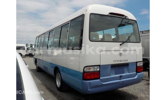 Tenga Imported Toyota Coaster Chena Mota in Import - Dubai in Harare Tenga Imported Toyota Coaster Chena Mota in Import - Dubai in Harare