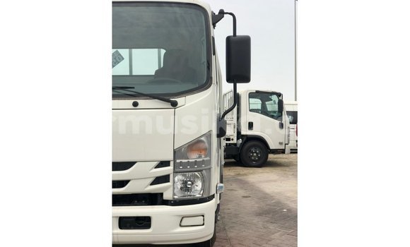 Buy Import Isuzu Elf White Truck in Import - Dubai in Harare Buy Import Isuzu Elf White Truck in Import - Dubai in Harare