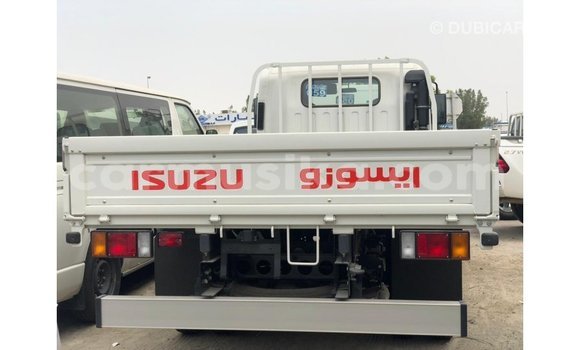 Buy Import Isuzu Elf White Truck in Import - Dubai in Harare Buy Import Isuzu Elf White Truck in Import - Dubai in Harare