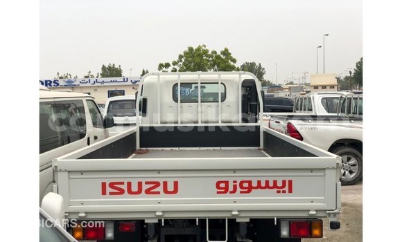 Buy Import Isuzu Elf White Truck in Import - Dubai in Harare Buy Import Isuzu Elf White Truck in Import - Dubai in Harare