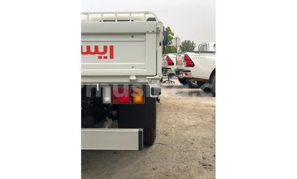 Buy Import Isuzu Elf White Truck in Import - Dubai in Harare Buy Import Isuzu Elf White Truck in Import - Dubai in Harare