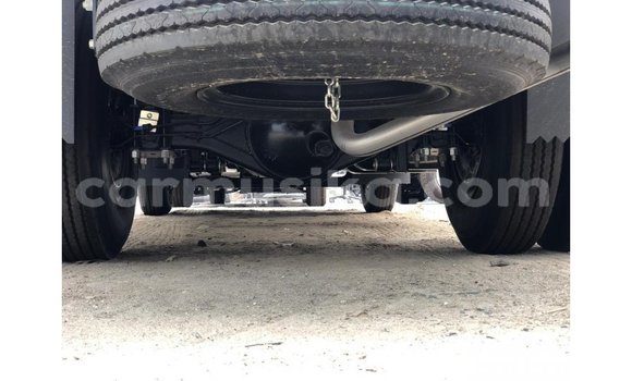 Buy Import Isuzu Elf White Truck in Import - Dubai in Harare Buy Import Isuzu Elf White Truck in Import - Dubai in Harare