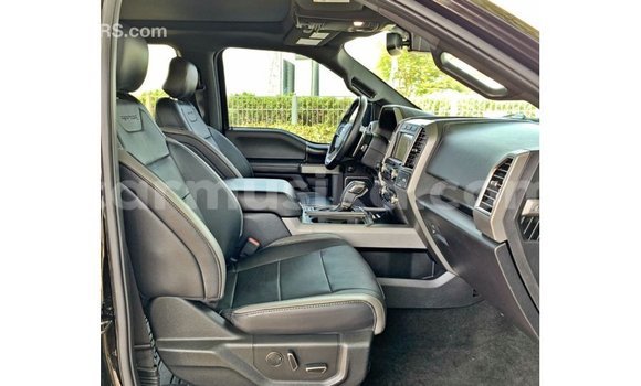 Tenga Imported Ford Club Wagon Nhema Mota in Import - Dubai in Harare Tenga Imported Ford Club Wagon Nhema Mota in Import - Dubai in Harare