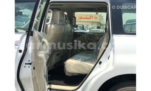 Nunua Imported Nissan Patrol Nyeupe Gari ndani ya Import - Dubai nchini Harare Nunua Imported Nissan Patrol Nyeupe Gari ndani ya Import - Dubai nchini Harare