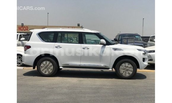 Nunua Imported Nissan Patrol Nyeupe Gari ndani ya Import - Dubai nchini Harare Nunua Imported Nissan Patrol Nyeupe Gari ndani ya Import - Dubai nchini Harare