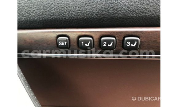 Tenga Imported Toyota Land Cruiser Nhema Mota in Import - Dubai in Harare Tenga Imported Toyota Land Cruiser Nhema Mota in Import - Dubai in Harare