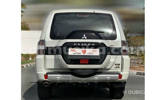 Buy Import Mitsubishi Pajero White Car in Import - Dubai in Harare Buy Import Mitsubishi Pajero White Car in Import - Dubai in Harare