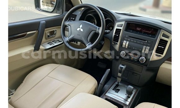 Buy Import Mitsubishi Pajero White Car in Import - Dubai in Harare Buy Import Mitsubishi Pajero White Car in Import - Dubai in Harare