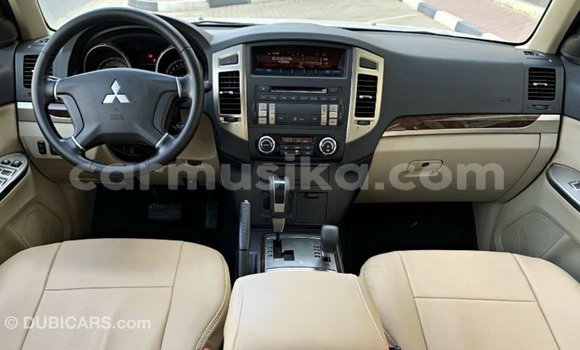 Buy Import Mitsubishi Pajero White Car in Import - Dubai in Harare Buy Import Mitsubishi Pajero White Car in Import - Dubai in Harare