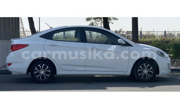 Tenga Imported Hyundai Accent Chena Mota in Import - Dubai in Harare Tenga Imported Hyundai Accent Chena Mota in Import - Dubai in Harare