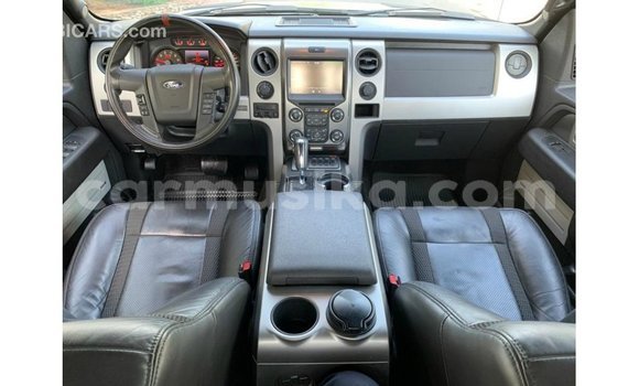 Buy Import Ford Club Wagon Beige Car in Import - Dubai in Harare Buy Import Ford Club Wagon Beige Car in Import - Dubai in Harare