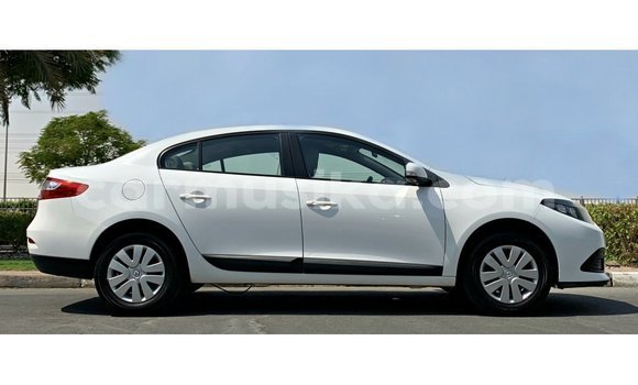 Nunua Imported Renault Fluence Nyeupe Gari ndani ya Import - Dubai nchini Harare Nunua Imported Renault Fluence Nyeupe Gari ndani ya Import - Dubai nchini Harare