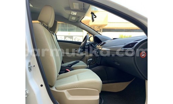 Nunua Imported Renault Fluence Nyeupe Gari ndani ya Import - Dubai nchini Harare Nunua Imported Renault Fluence Nyeupe Gari ndani ya Import - Dubai nchini Harare
