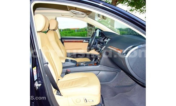 Tenga Imported Audi Q7 Nhema Mota in Import - Dubai in Harare Tenga Imported Audi Q7 Nhema Mota in Import - Dubai in Harare