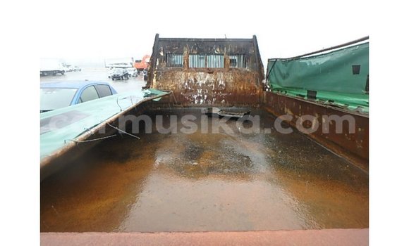 Tenga Imported Nissan Evalia Bhurawuni Rori in Import - Dubai in Harare Tenga Imported Nissan Evalia Bhurawuni Rori in Import - Dubai in Harare