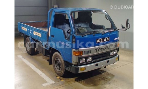 Tenga Imported Toyota HiAce Bhuruu Rori in Import - Dubai in Harare Tenga Imported Toyota HiAce Bhuruu Rori in Import - Dubai in Harare