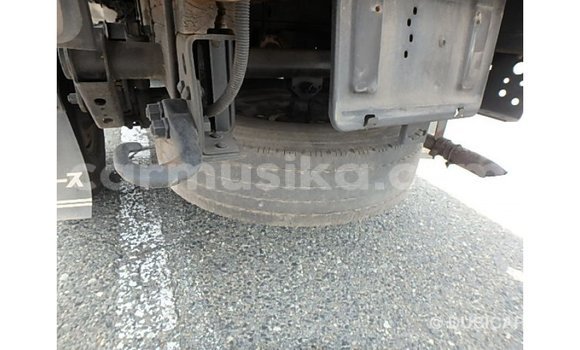 Tenga Imported Toyota HiAce Bhuruu Rori in Import - Dubai in Harare Tenga Imported Toyota HiAce Bhuruu Rori in Import - Dubai in Harare