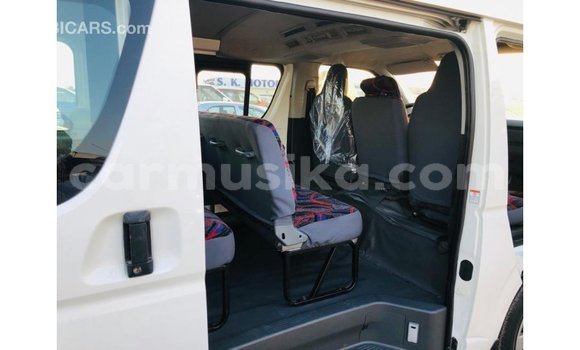 Tenga Imported Toyota Hiace Chena Mota in Import - Dubai in Harare Tenga Imported Toyota Hiace Chena Mota in Import - Dubai in Harare
