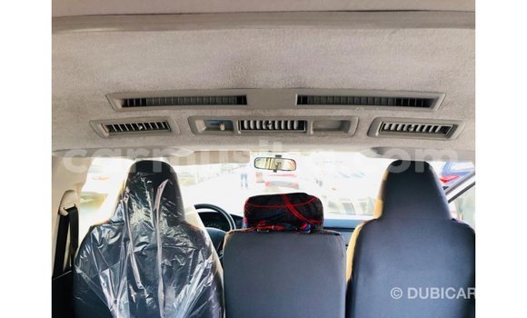 Tenga Imported Toyota Hiace Chena Mota in Import - Dubai in Harare Tenga Imported Toyota Hiace Chena Mota in Import - Dubai in Harare