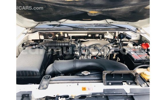 Buy Import Mitsubishi Pajero White Car in Import - Dubai in Harare Buy Import Mitsubishi Pajero White Car in Import - Dubai in Harare